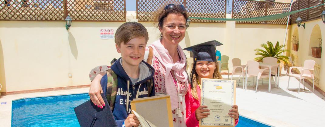 ファミリープログラム