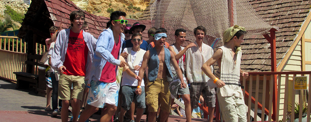 友達を作り、楽しみましょう