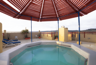 屋外ジャグジー