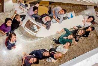 語学学校の受付にあるケーキ